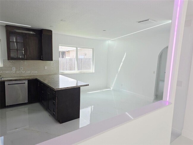 Building Photo - 4490 SW 19th St