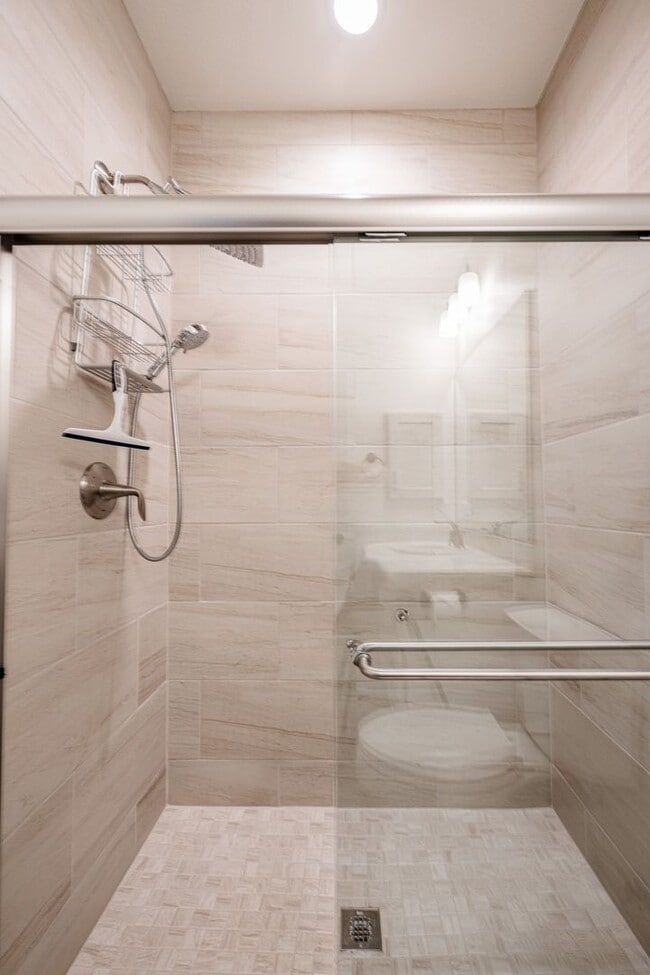 Building Photo - Stunning 3-Bedroom Home with Mountain Views in Tessera