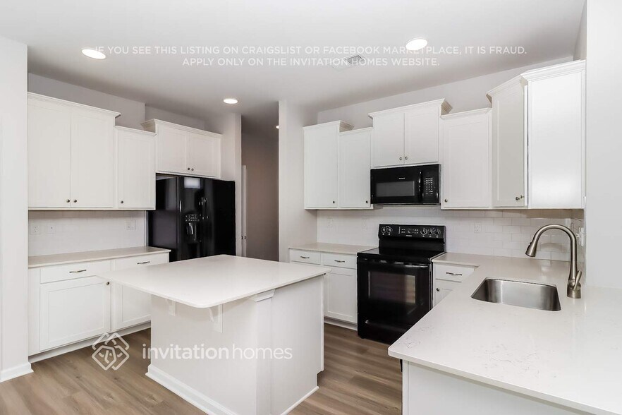 Building Photo - 3590 Cerelia Ln