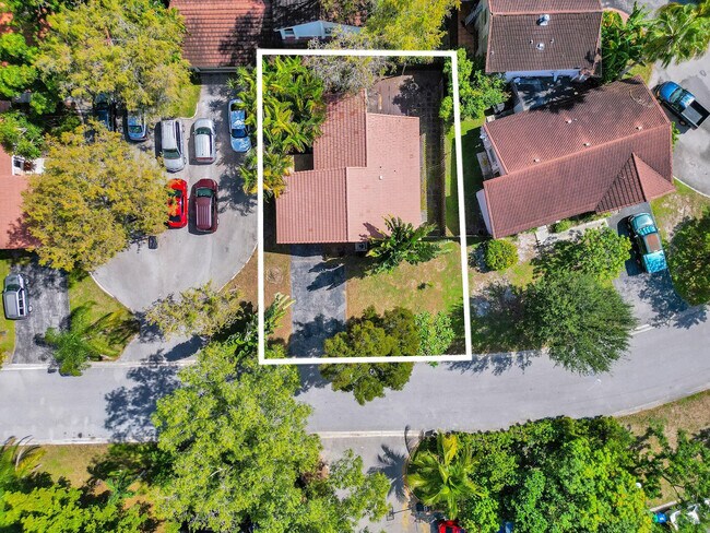 Building Photo - 1257 NW 91st Ave