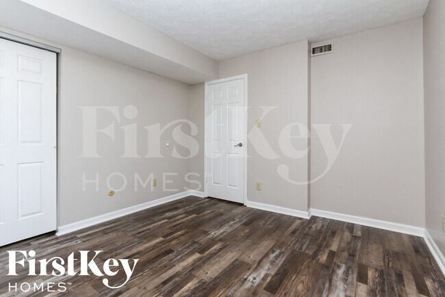 Building Photo - 7616 Gunyon Dr