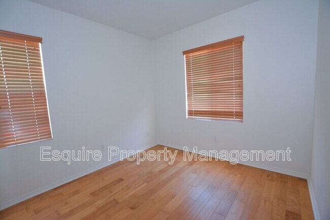 Building Photo - 3055 Nimes Ln