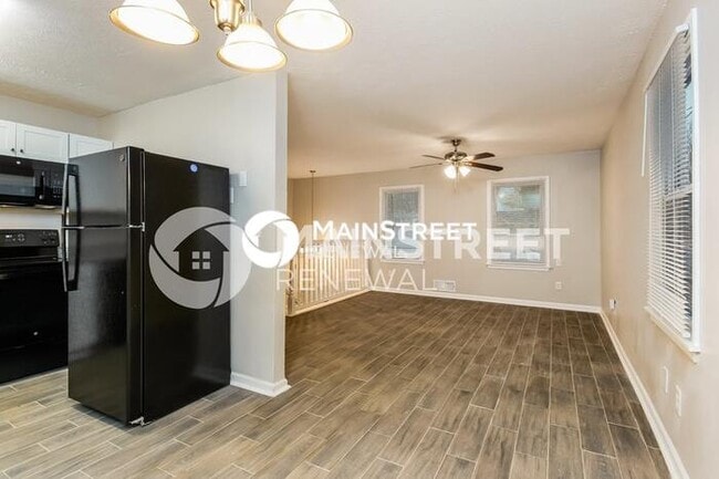 Building Photo - 4 Bedroom Pet-Friendly Home in Jonesboro, ...