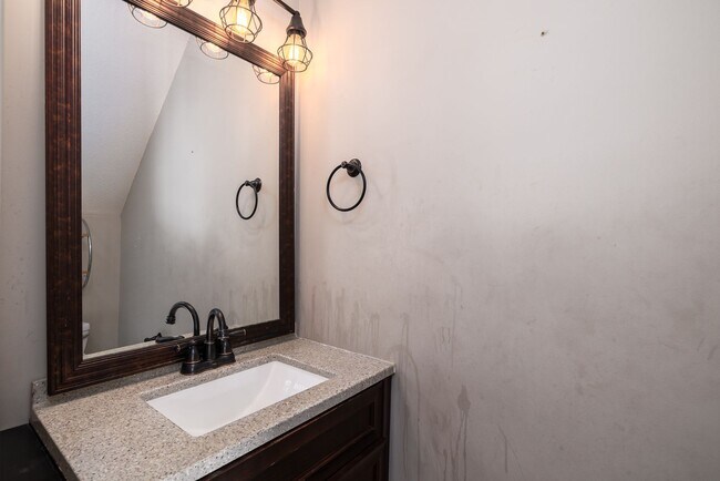 Building Photo - 3959 Katherine Way