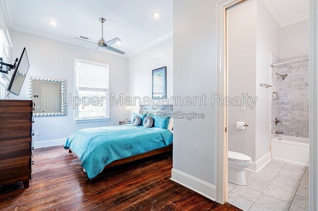 Building Photo - 1201 Baronne St