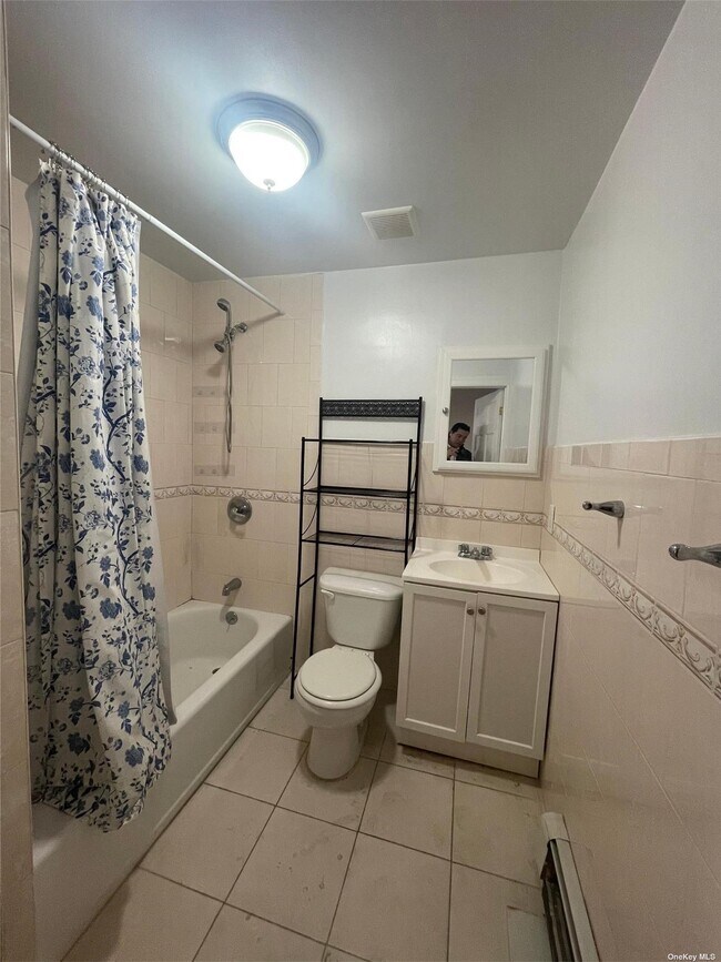 Building Photo - 447 51st St