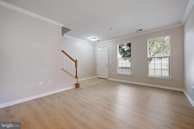 Building Photo - 15555 John Diskin Cir