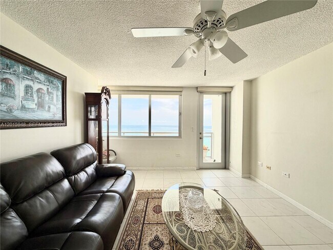 Building Photo - 7135 Collins Ave