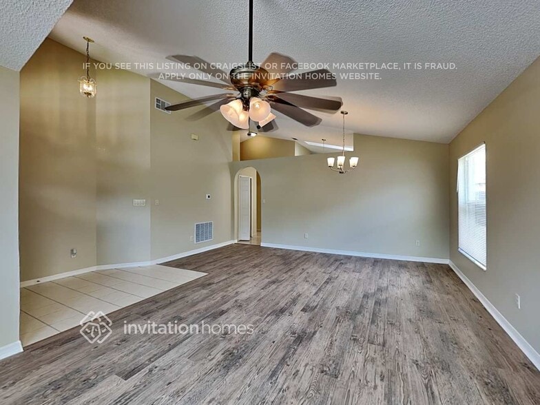Building Photo - 3278 Bellingham Dr