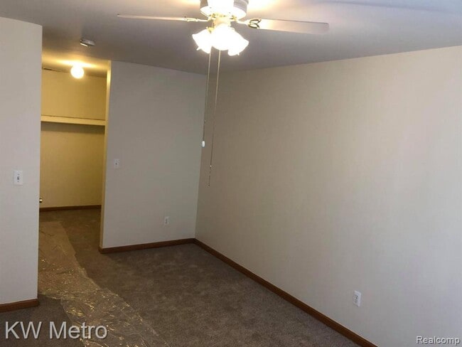 Building Photo - 24057 Wedgewood Cir