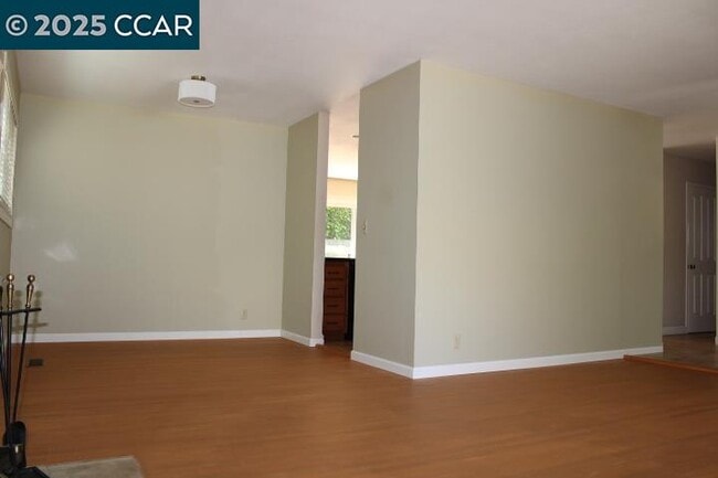 Building Photo - 2710 Doidge Ave