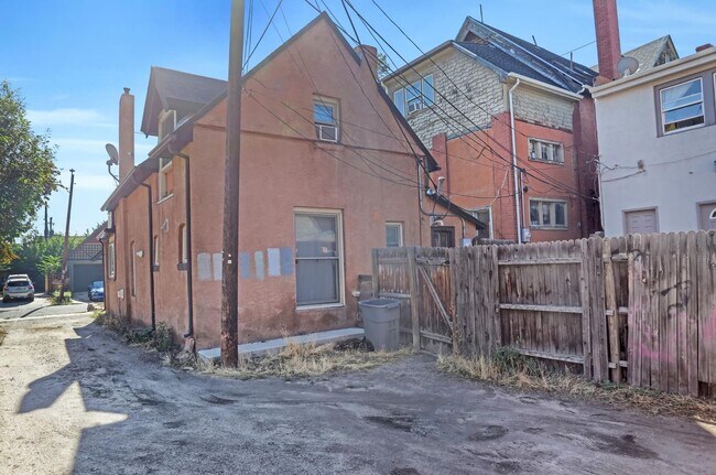 Building Photo - 63 Acoma St