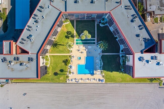 Building Photo - 18304 Gulf Blvd