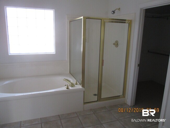 Building Photo - 9153 Parliament Cir