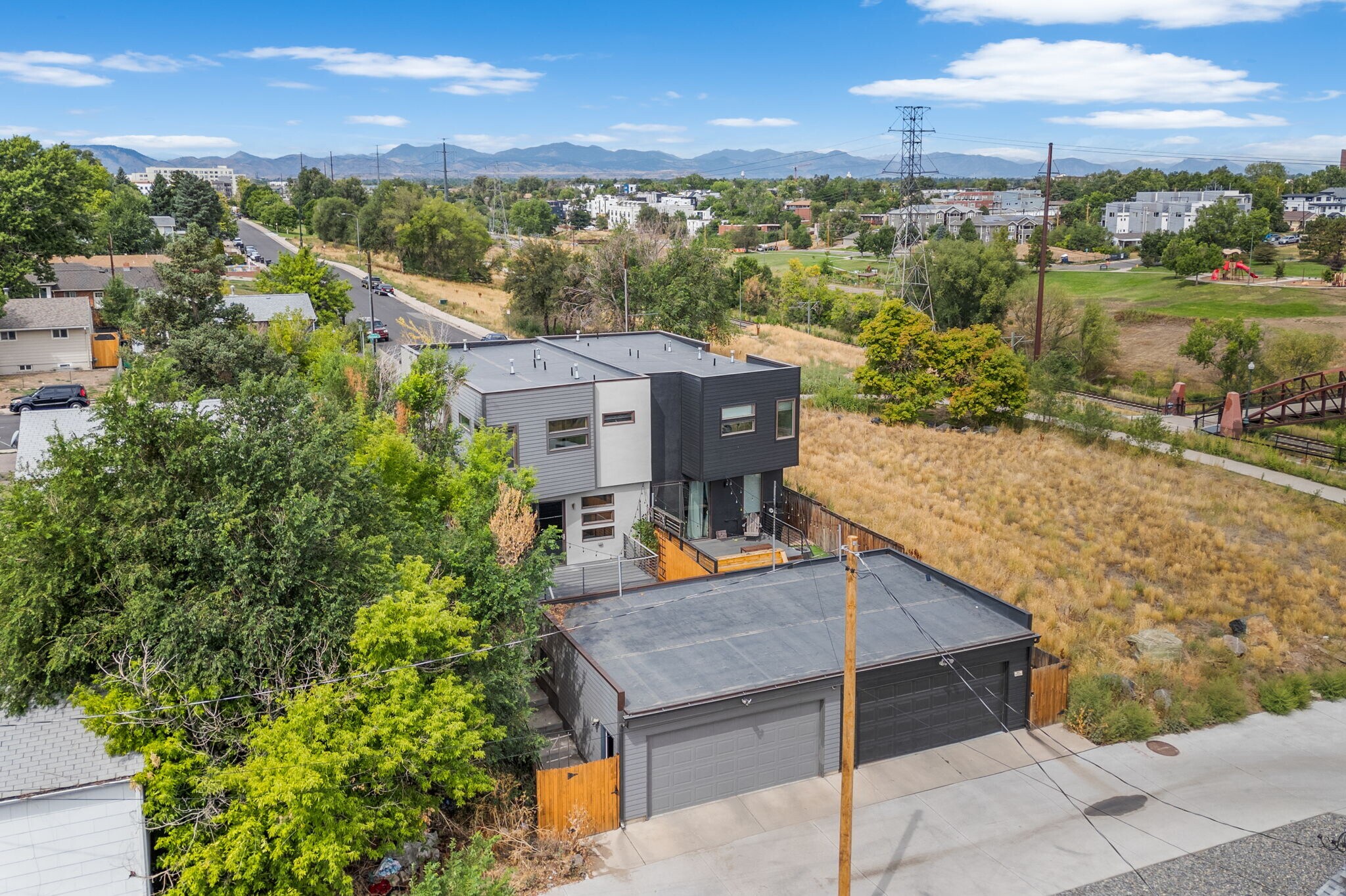 Building Photo - 1040 Tennyson St