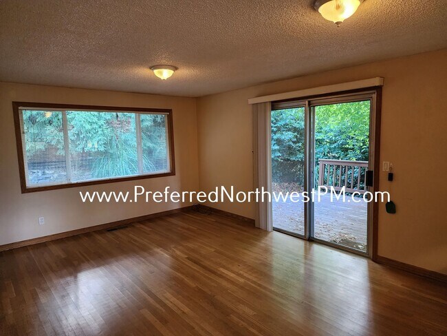 Building Photo - Beautiful 3 Bedroom Home in Southeast Eugene