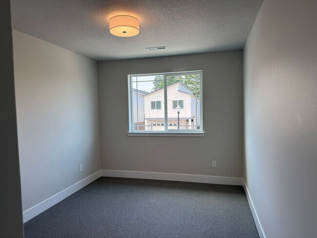 Building Photo - Beautiful Three Bedroom New Construction Home For Rent