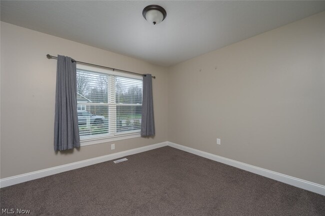 Building Photo - 15335 Knox Cir