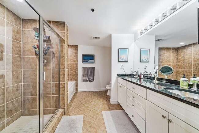 Building Photo - 640 Glen Iris Dr NE