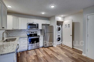 Building Photo - 2114 Swift St