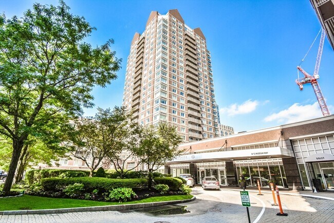 Building Photo - 10 Museum Way