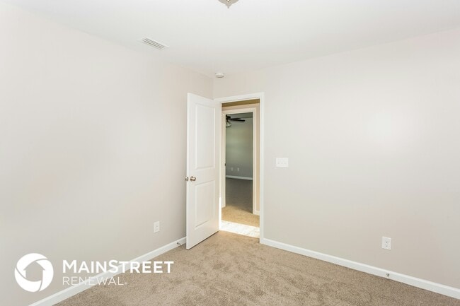 Building Photo - 1345 Haestad Ct