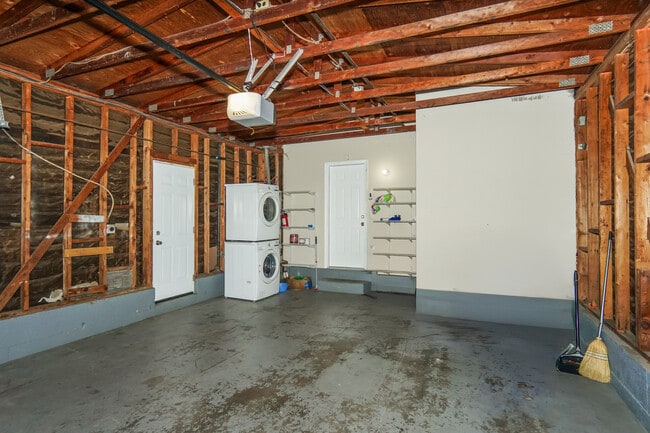 Building Photo - 3951 Marvin St