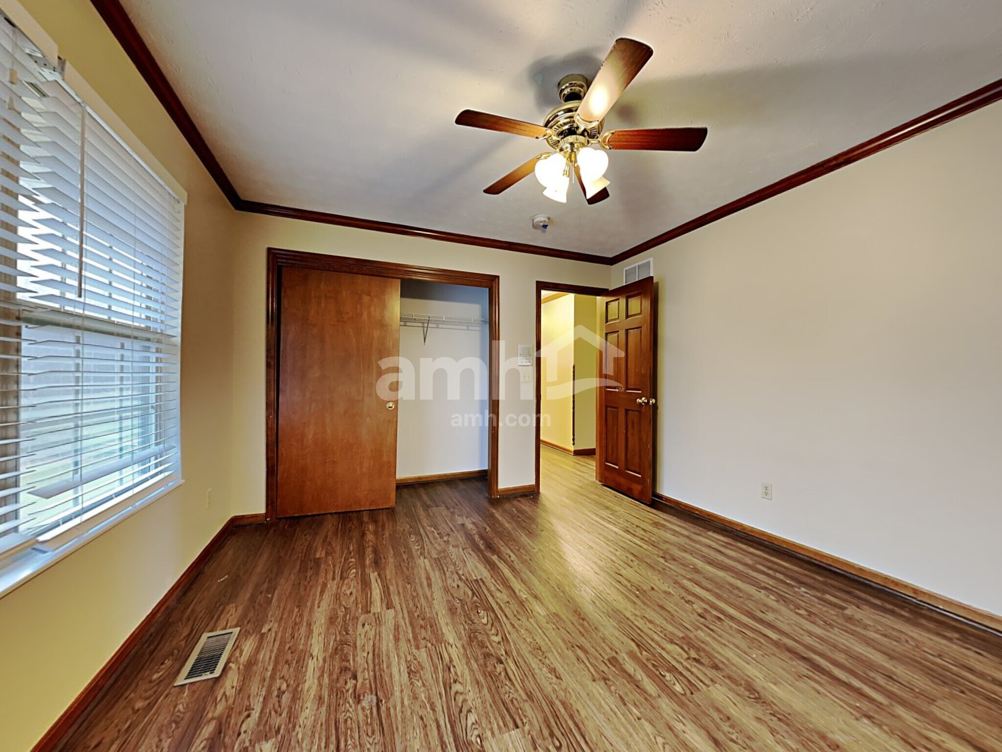 Building Photo - 6471 Willow Bend Dr