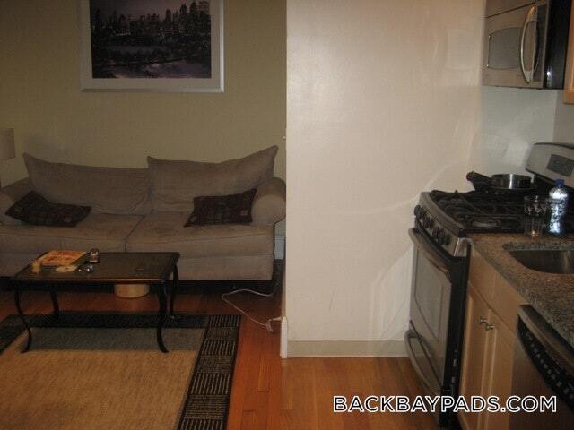 Building Photo - 8 Garrison St