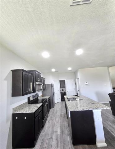 Building Photo - 6213 Blacksmith Ave