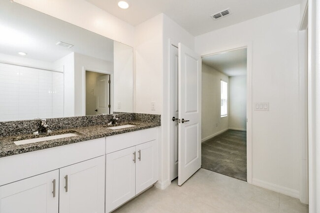 Building Photo - 2141 Skybrooke Blvd