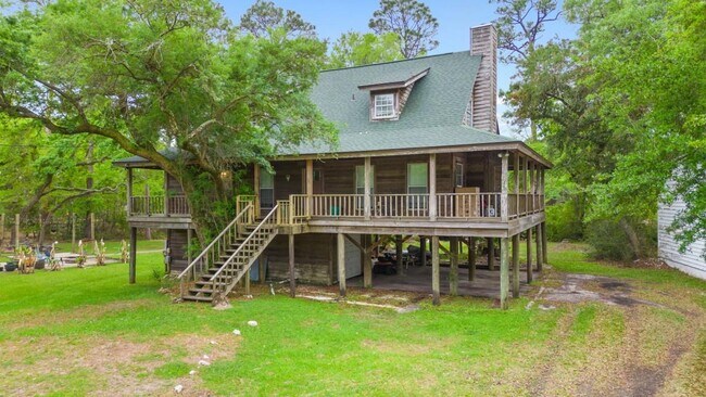 Building Photo - 1882 Lodgepole Dr
