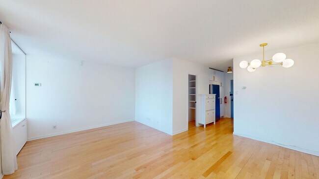 Building Photo - 240 M St SW