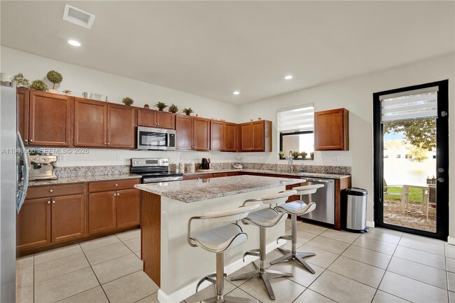 Building Photo - 9411 W 35th Ave