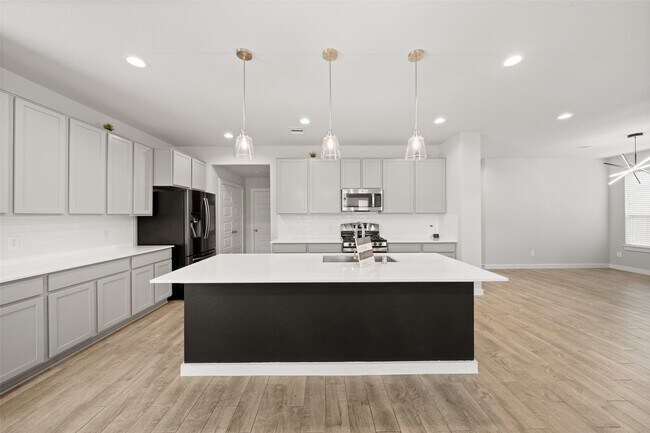 Building Photo - 13015 Braelich Loch Dr