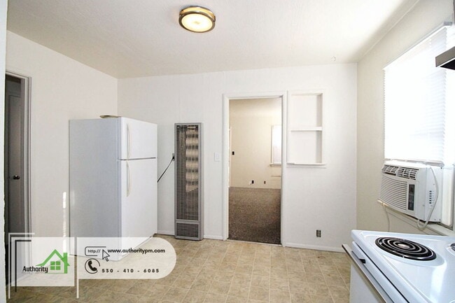 Building Photo - 2970 Anita St