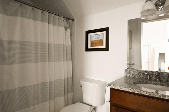 Building Photo - 4 Wimbledon Cir