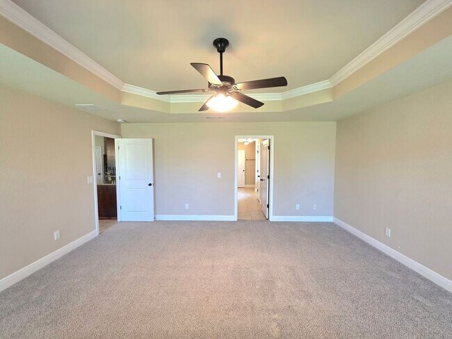 Building Photo - 6159 Winchester Cir