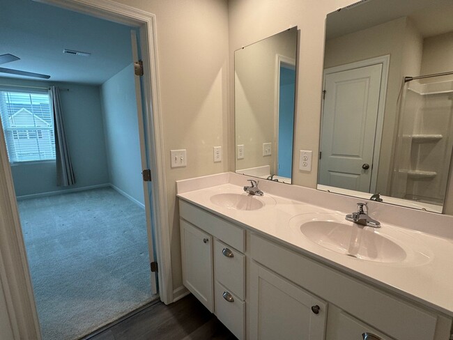 Building Photo - 3 Bed | 2.5 Bath New Construction Townhous...