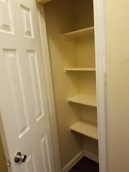 Building Photo - 2320 Gracy Farms Ln