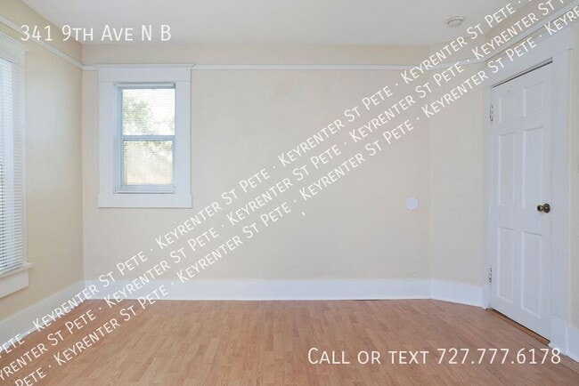 Building Photo - 341 9th Ave NE