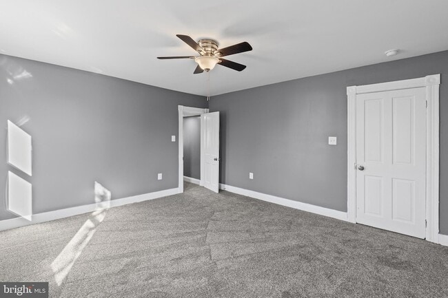 Building Photo - 3014 Royston Ave