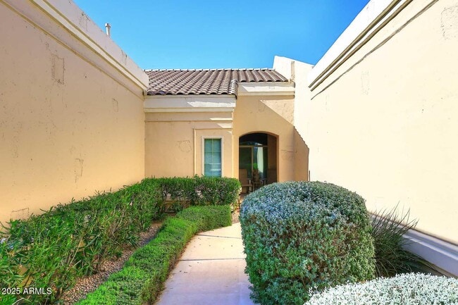 Building Photo - 19412 N 85th Dr