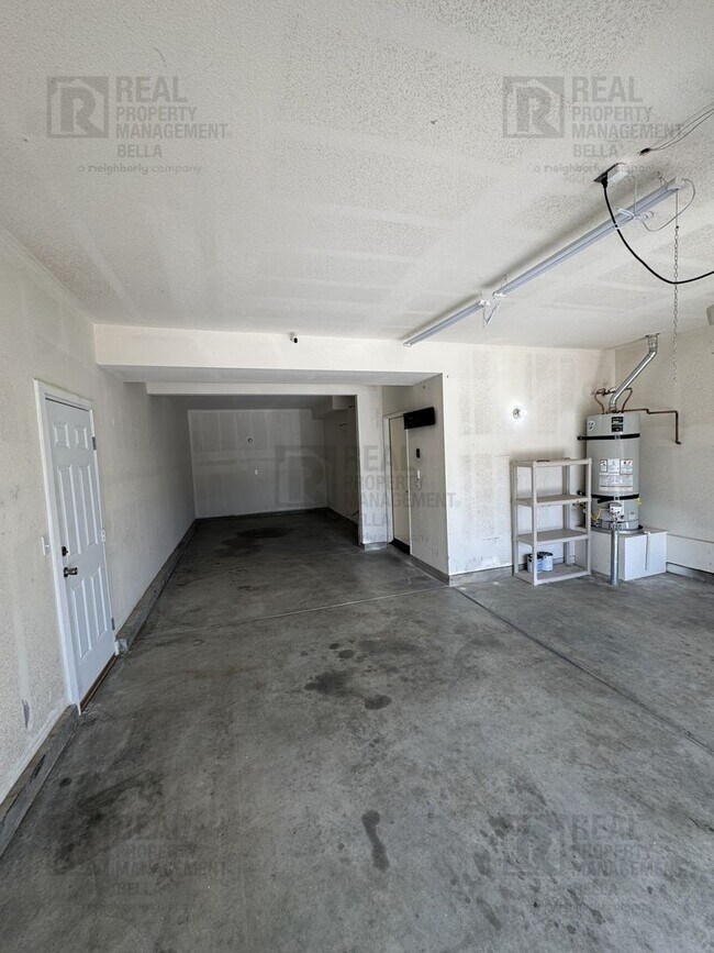 Building Photo - 756 Conlon Dr
