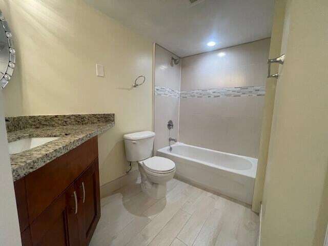 Building Photo - 4280 San Marino Blvd