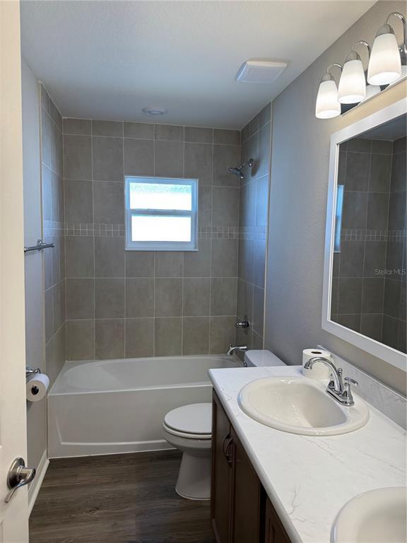 Building Photo - 3902 Wrenwood Dr