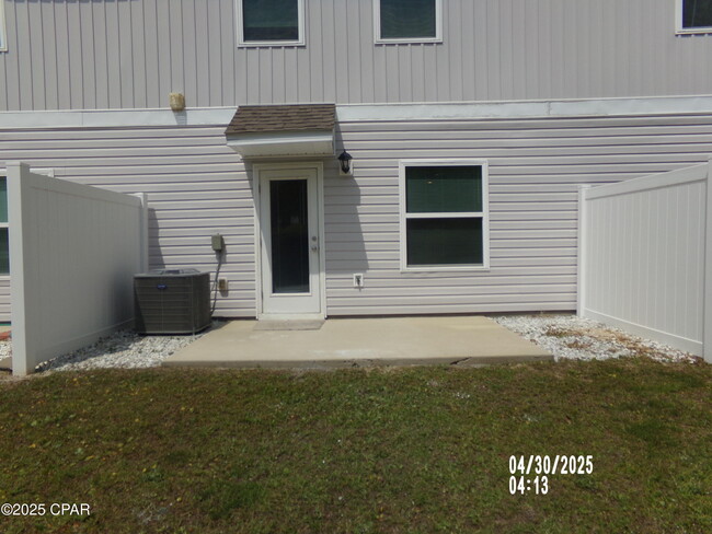 Building Photo - 5836 Callaway Cir
