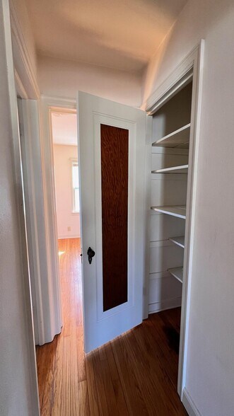 Building Photo - 3123 Atwood Ave