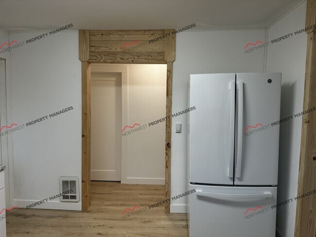 Building Photo - 10341 184th Ave SW