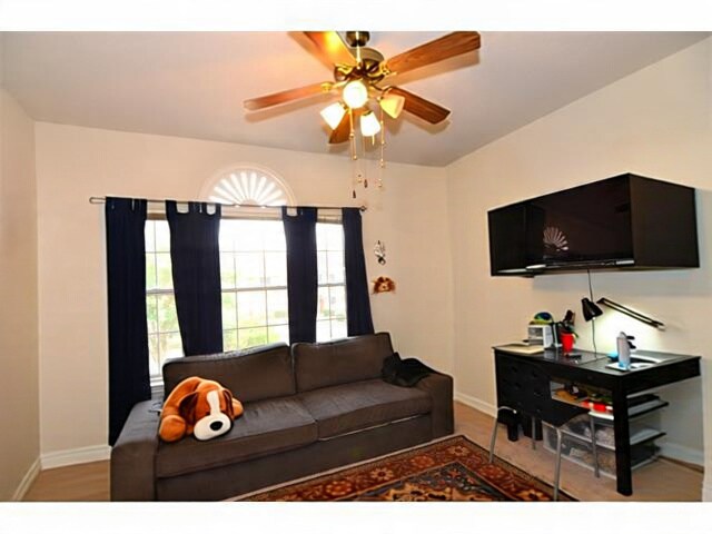 Building Photo - 12401 Los Indios Trl